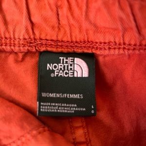 The North Face - hiking shorts - size L